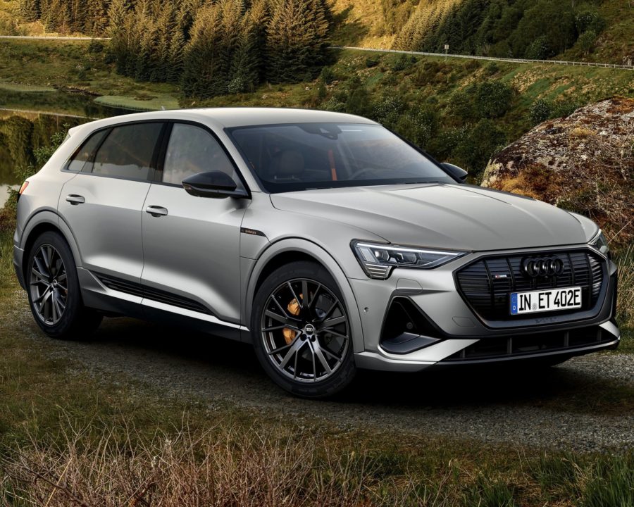 Audi e-tron S Line Black Edition Debuts With Sportier Appearance