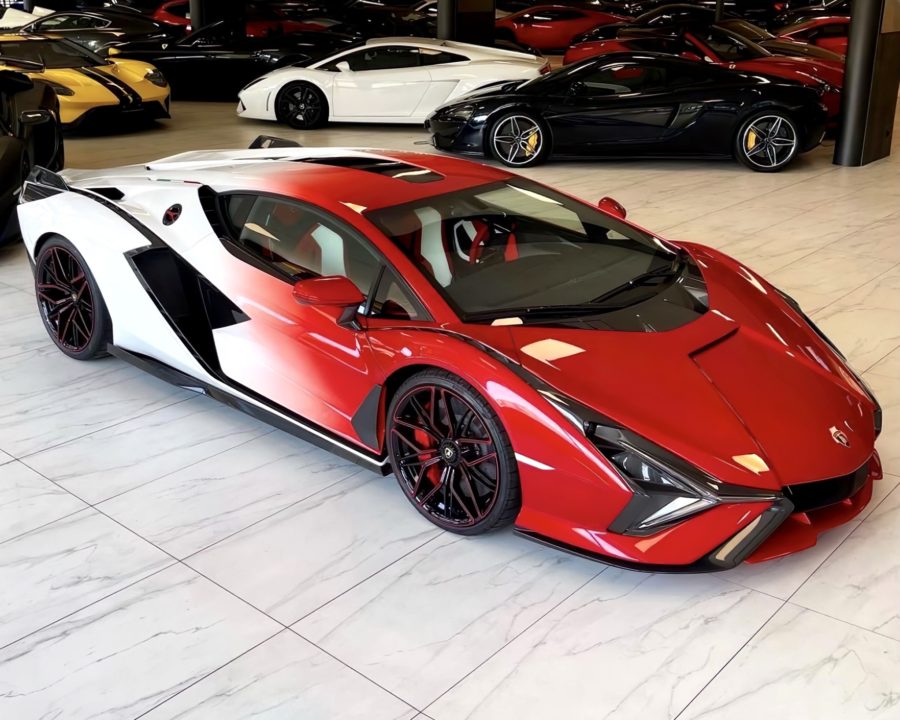 Lamborghini Sian Fading Rosso Efesto (Red) to Bianco (White) Spec