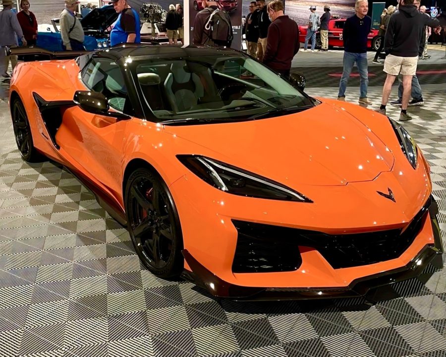2023 Corvette Z06 Spec’d in Amplify Orange & Accelerate Yellow